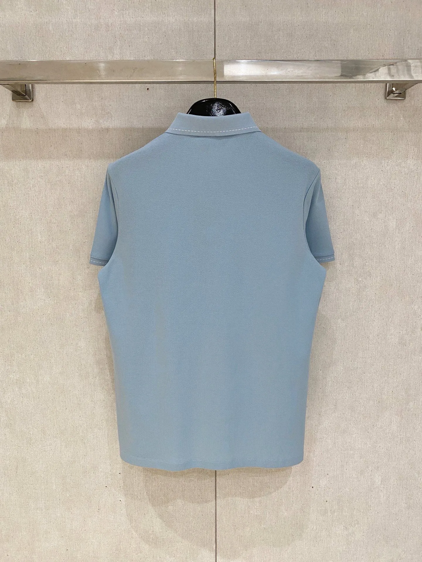 Loro Piana# New Arrival men's POLO shirt is now available! Customized jacquard mesh fabric, soft and comfortable texture, very breathable, long-lasting washability, Versatile style! Color: Dark Blue Green Light Blue Black White Size: M-XXXL